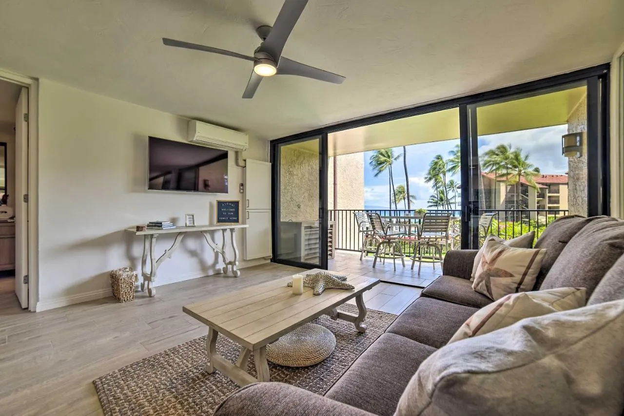 Lahaina Resort Retreat With Pool And Ocean Views! Kahana شقة
